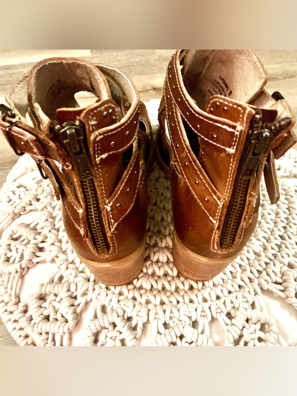Freebird by Steven Cosmic Studded Leather Sandals Size 8 Brown | Made in Mexico - Picture 15 of 15